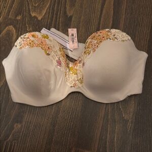 Victoria's Secret Floral Lace Strapless Bra - Cream and Pink